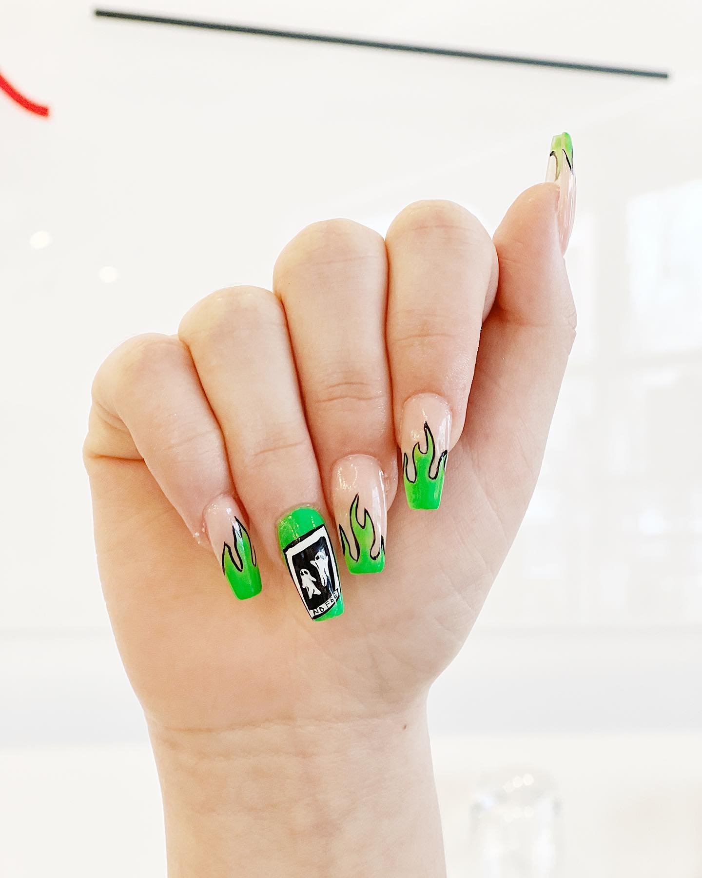 Mirage Nails Pike and Rose • Rockville • Fresh Chalk