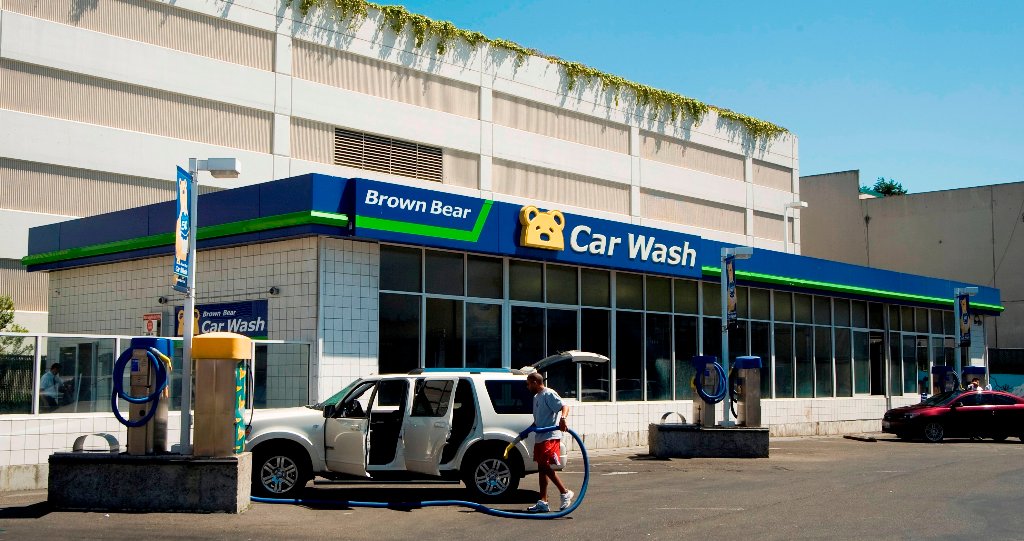 Brown Bear Car Wash Bellevue • Fresh Chalk