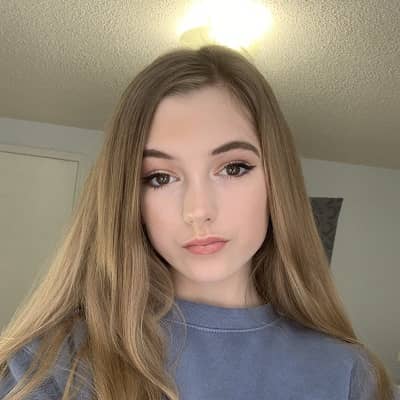 Kaylee Marie - Bio, Age, Single, Nationality, Facts, Net Worth