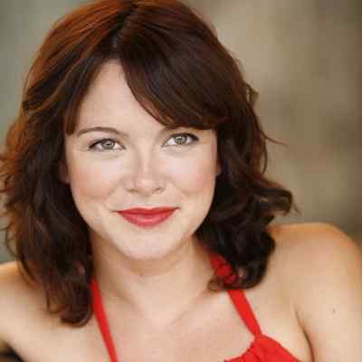 Mary Kate Schellhardt - Bio, Age, Net Worth, Facts, Married