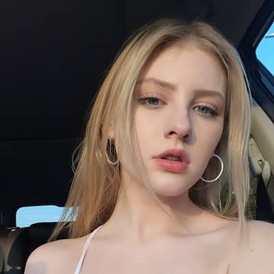 Melody Marks Bio, Net Worth, Height, Single, Nationality, Facts