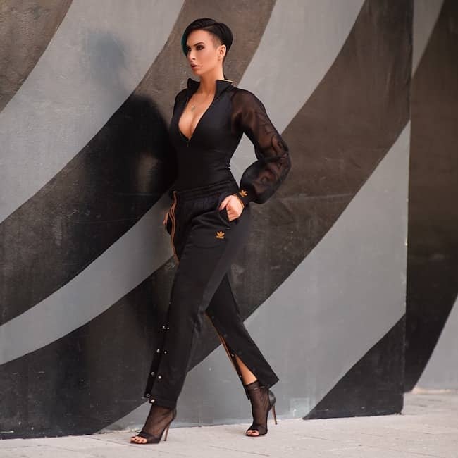 Zahra Elise - Bio, Career, Single, Age, Net Worth, Height, Facts