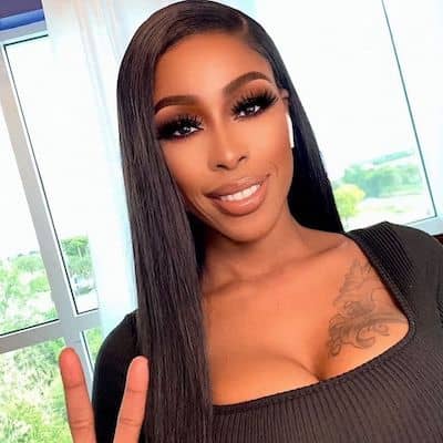 Eliza Reign - Bio, Age, Net Worth, Height, Career, Single, Facts