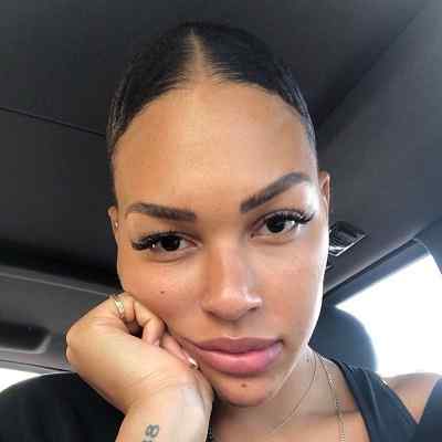 Liz Cambage - Bio, Age, Net Worth, Height, Nationality, Facts