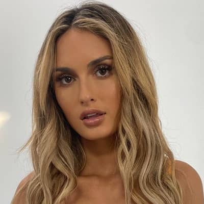 Julia Rose - Bio, Net Worth, Height, In Relation, Nationality, Facts