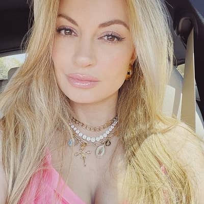 Layla Kayleigh - Bio, Age, Net Worth, Height, Facts, Married