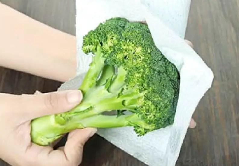 How To Keep Broccoli Fresh 2 Best Methods