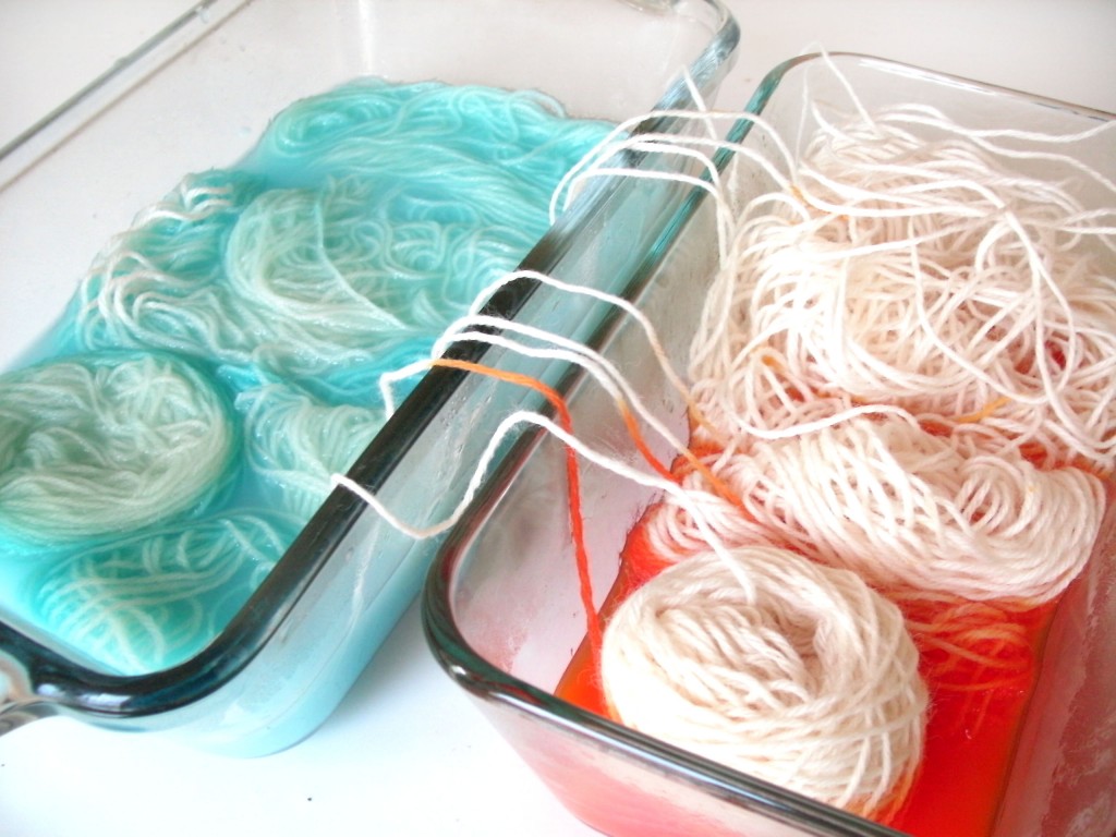 How to dye long colorways with KoolAid, part 1 FreshStitches