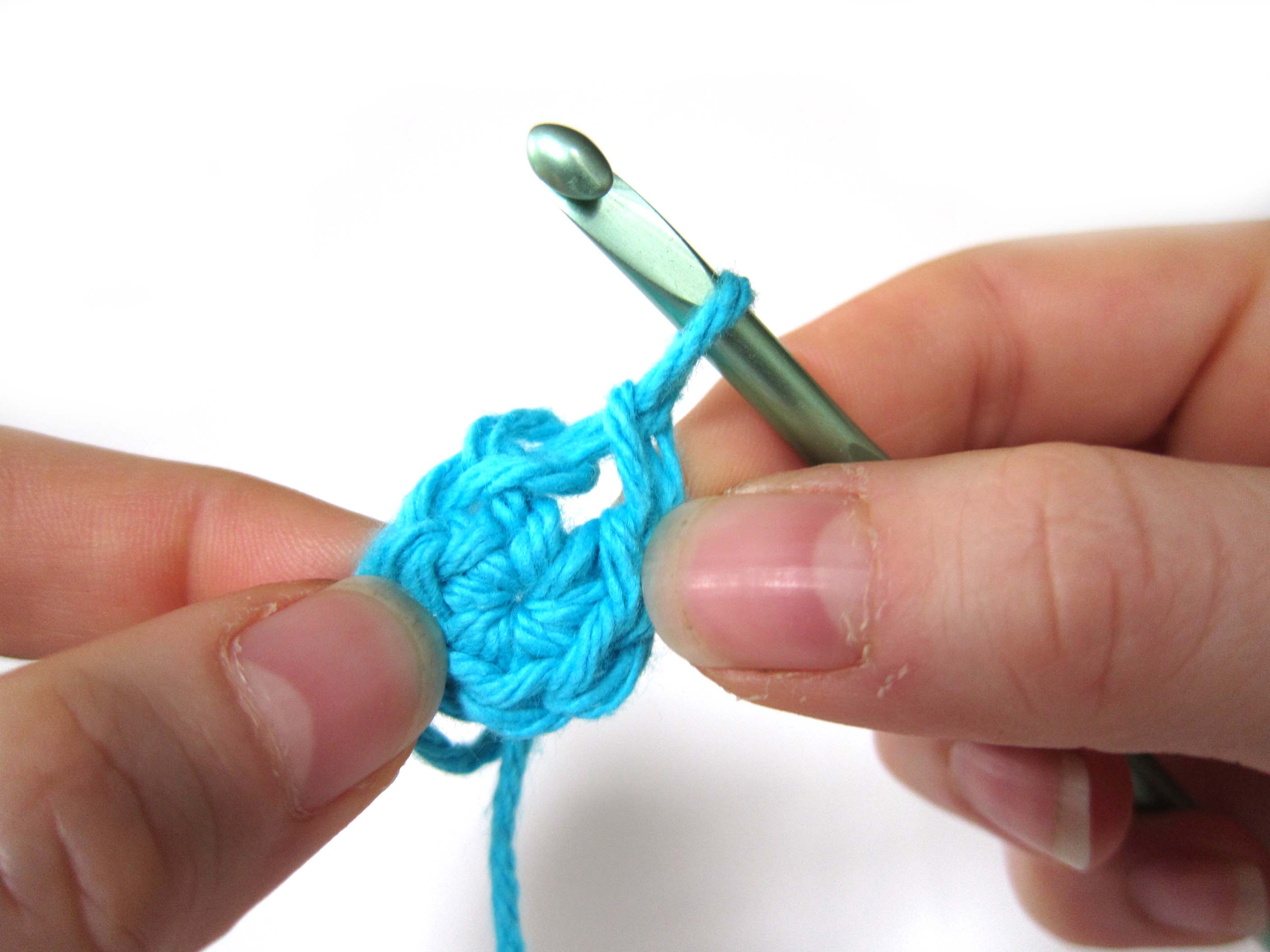 How to crochet the loop stitch tutorial, photo & video FreshStitches
