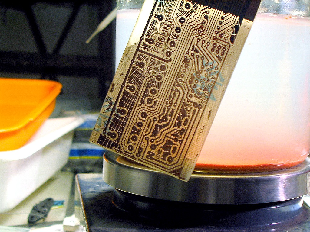 Electrochemical Etching « frgmnt org