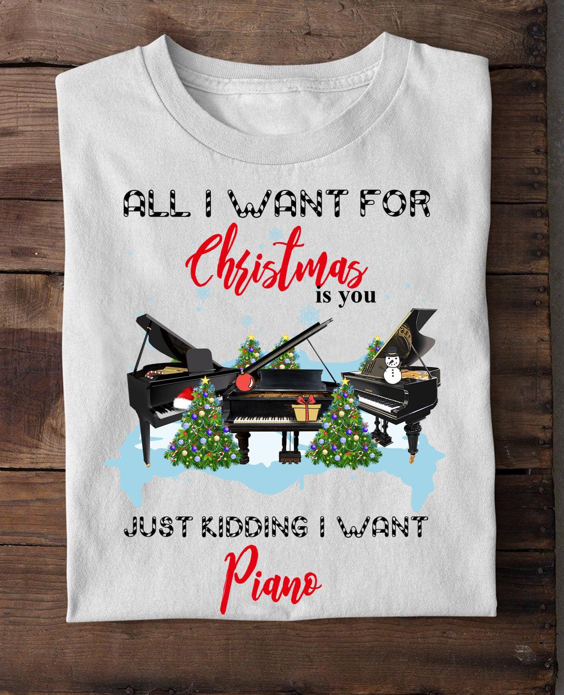Piano Player Christmas Tree All i want for christmas is you just