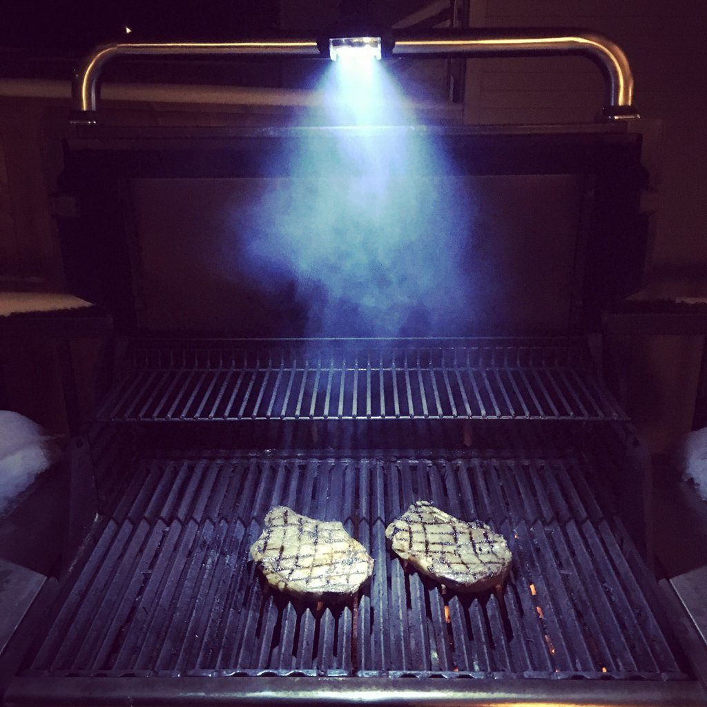 Broil King Universal Grill Light Friendly FiresFriendly Fires