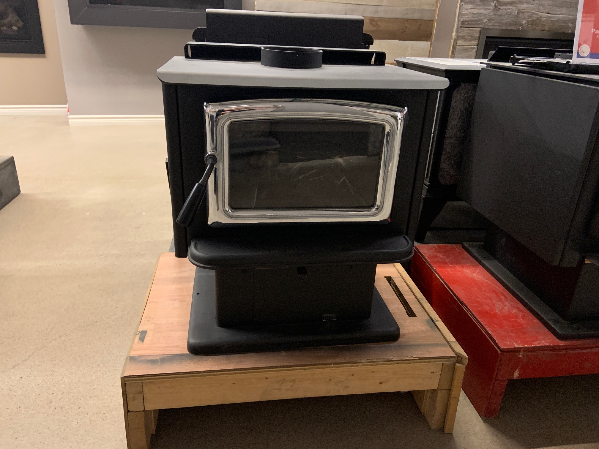 Clearance Pacific Energy Vista Wood Stove Friendly FiresFriendly Fires