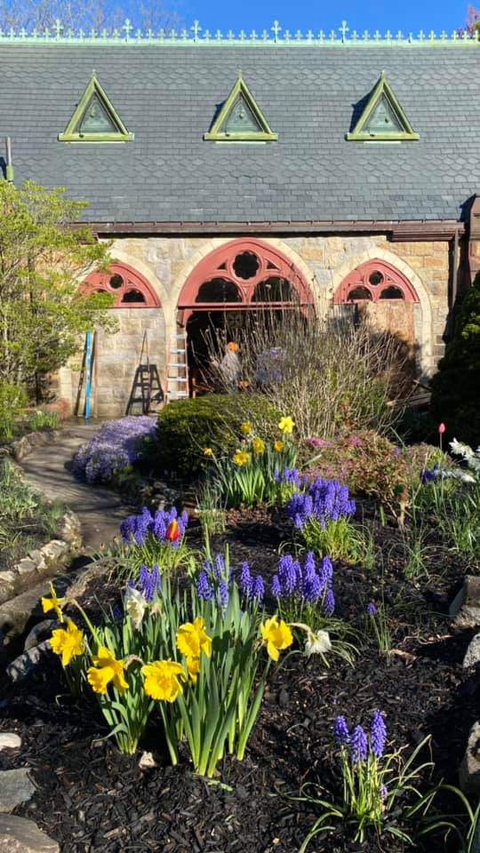 TLC and Beauty at Greenlawn Friends of Greenlawn Cemetery