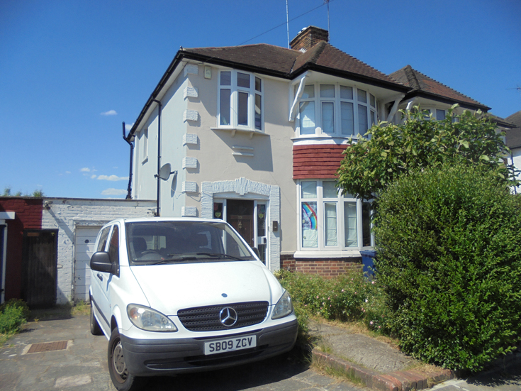 Friern and Finchley Photo Archive Manor Drive, N20