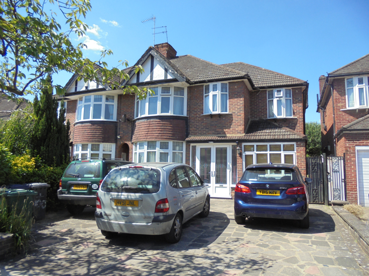 Friern and Finchley Photo Archive Raleigh Drive, N20