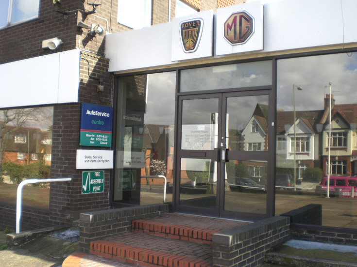 Friern Photo Archive Phoenix Garage, Colney Hatch Lane