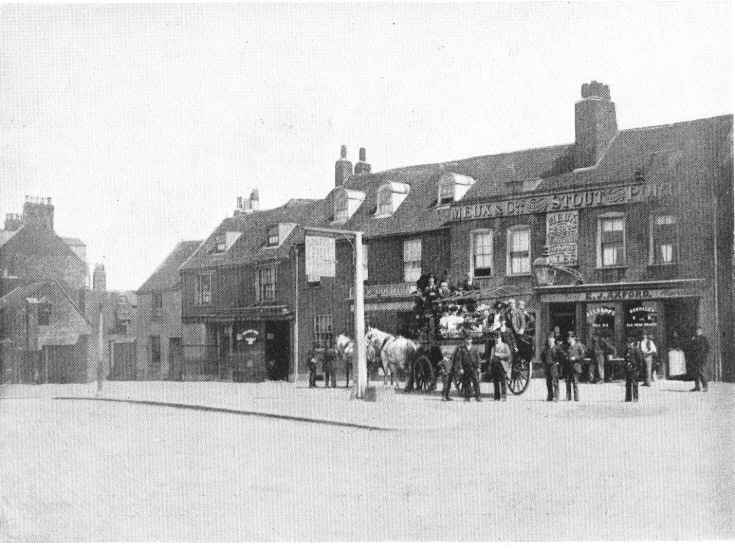 Friern and Finchley Photo Archive The Griffin, 1262 High Road