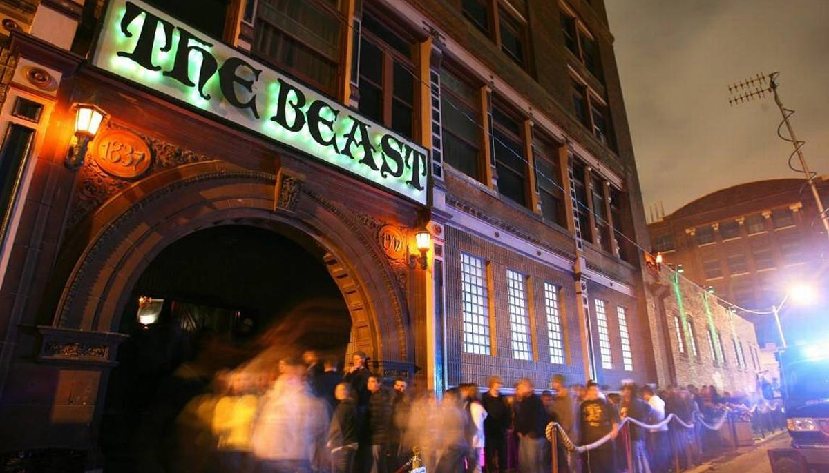 Top Haunted Houses in America 2021 FrightFind
