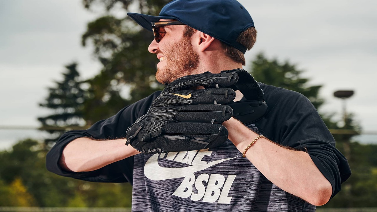 Baseball Glove 