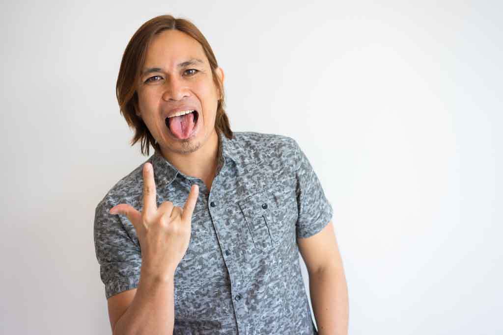 Diese 10 einfachen Handgesten könnten im Ausland sehr