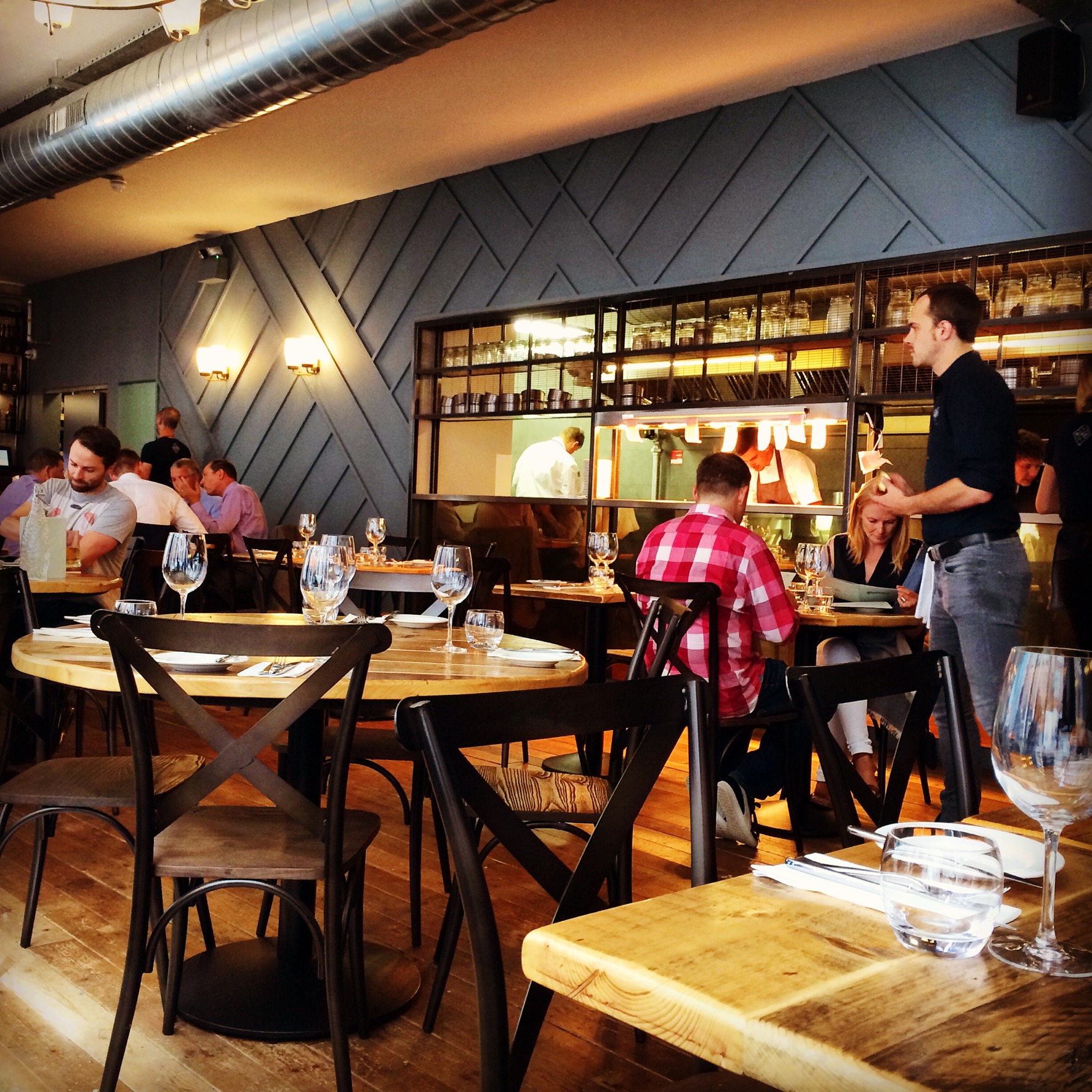 The Muddlers Club Frivolitea