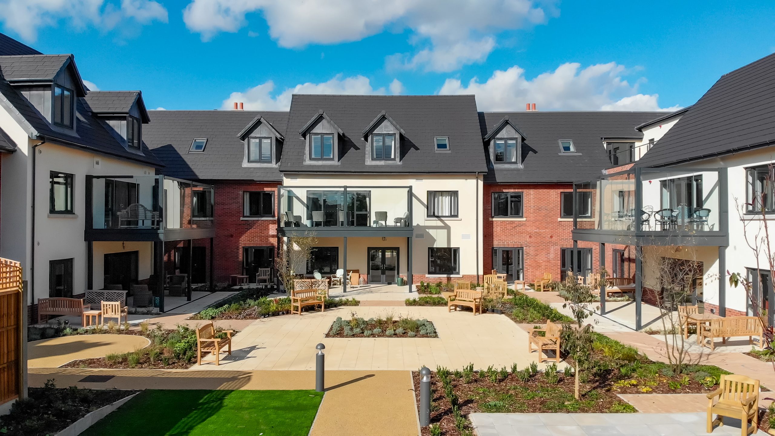 BIGGLESWADE complete Frontier Estates