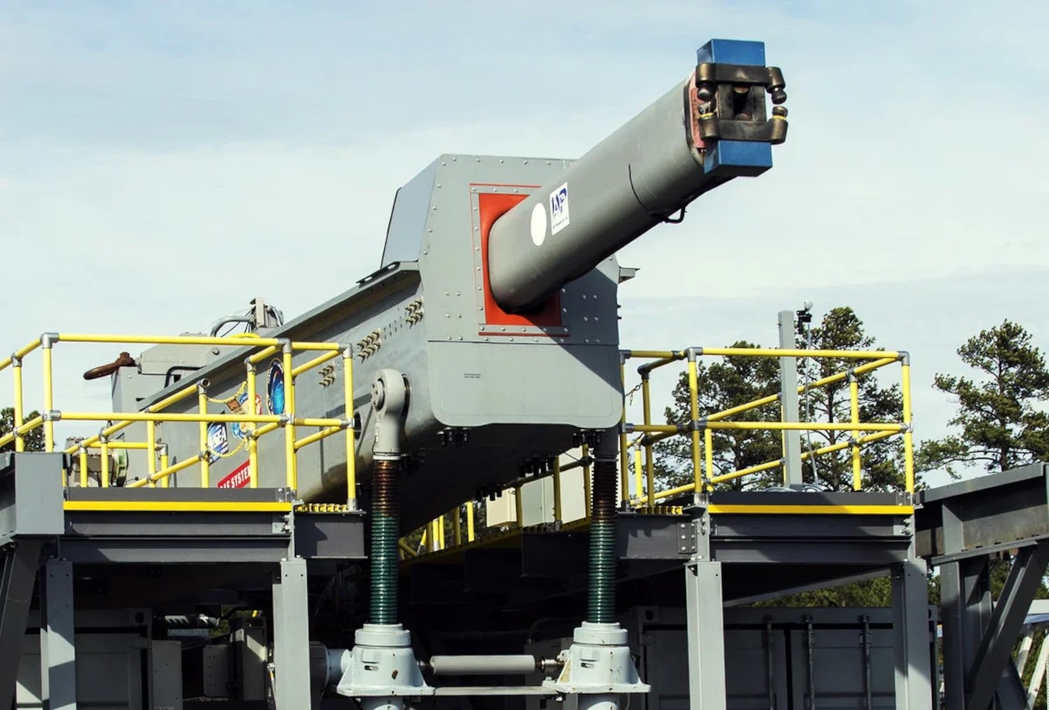 Japan to develop Railguns and microwave weapons for future air defense