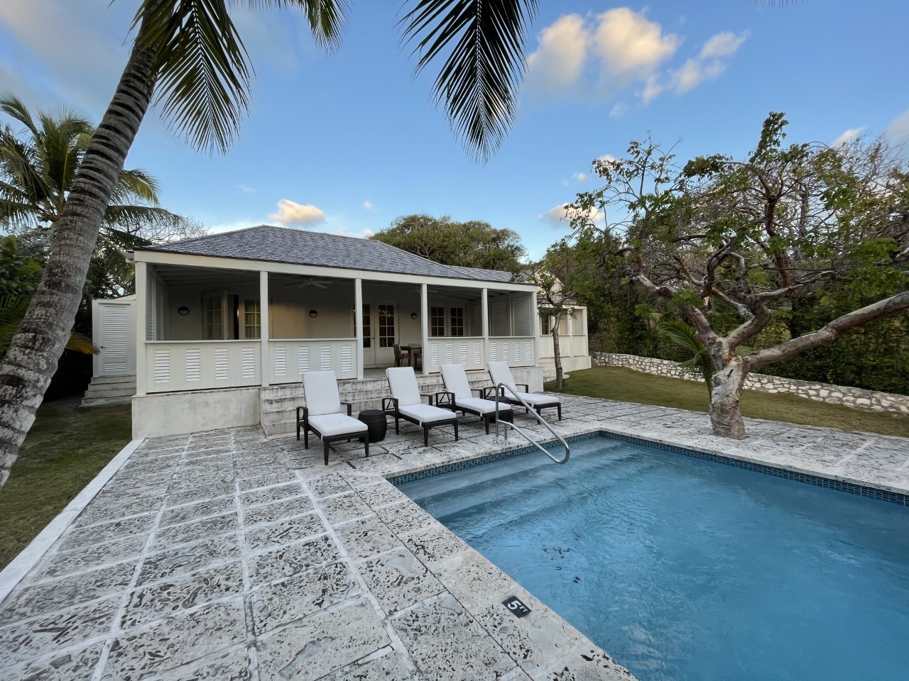 A Quick Retreat to the Bahamas! Harbour Island Frontiers