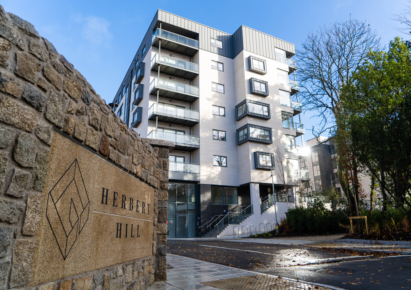 Herbert Hill Frontline BME