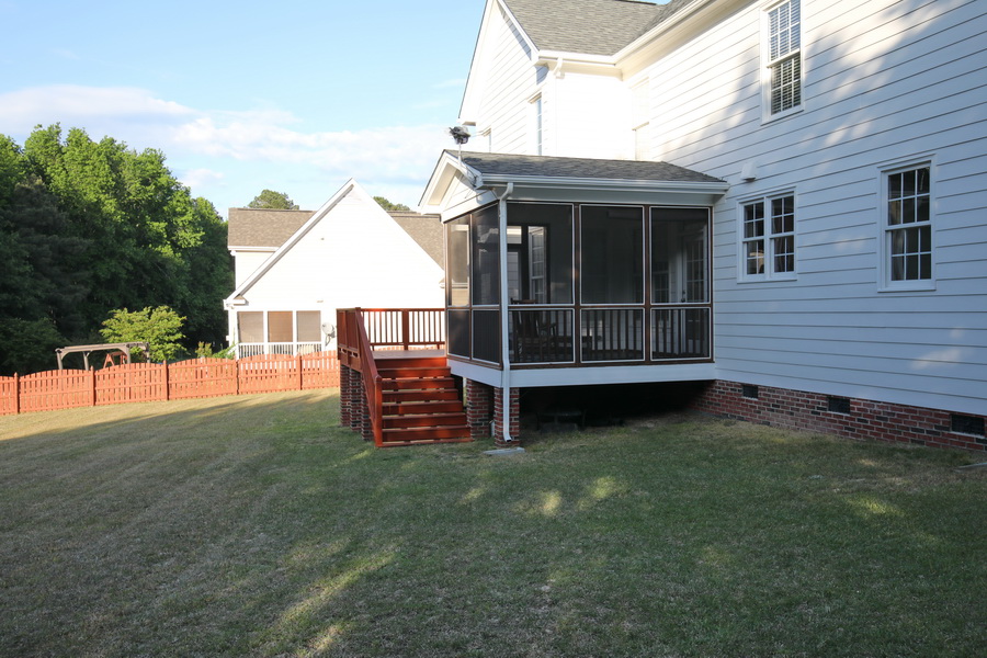 Front Porch Realty ScreenedPorch