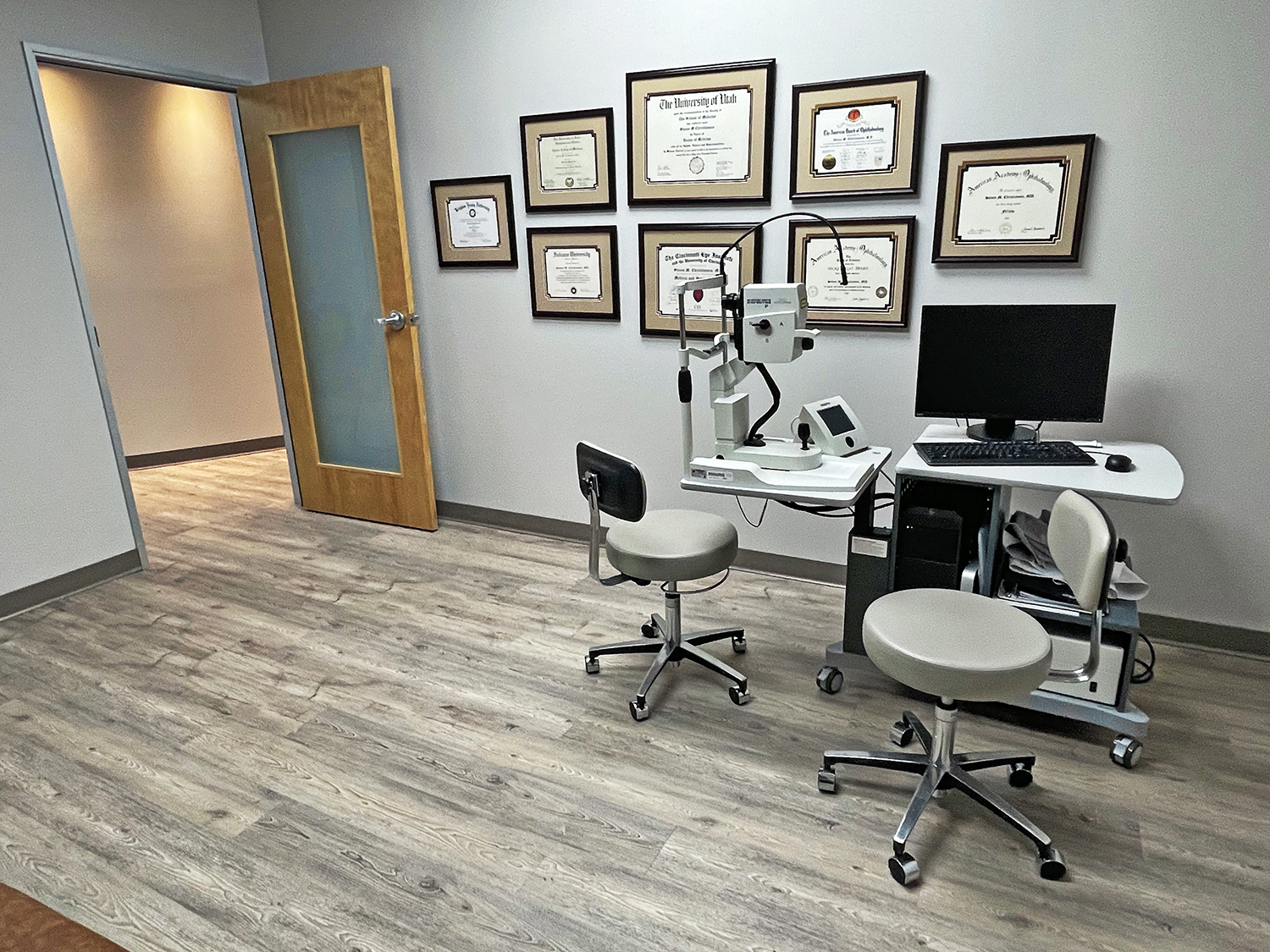 Schedule An Appointment Colorado Springs Front Range Retina