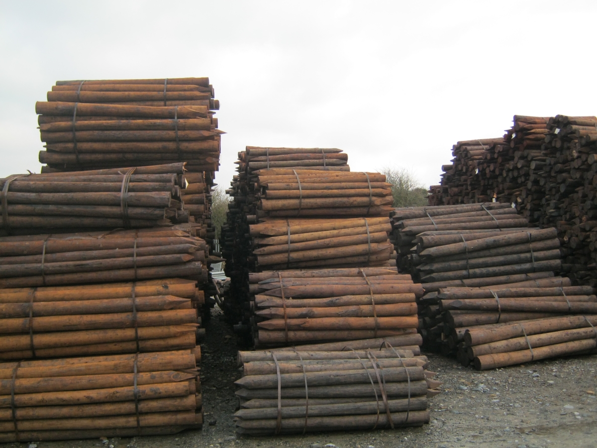 Long Life Creosote Posts FRS Fencing