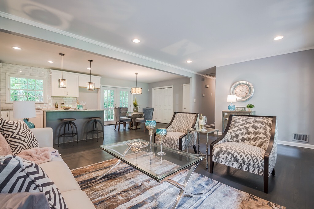 Featured in Redfin’s article “Do’s and Don’ts of Staging Your Home to