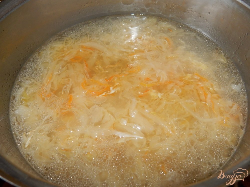 puts В кислые щи что первым кладут картошку или капусту