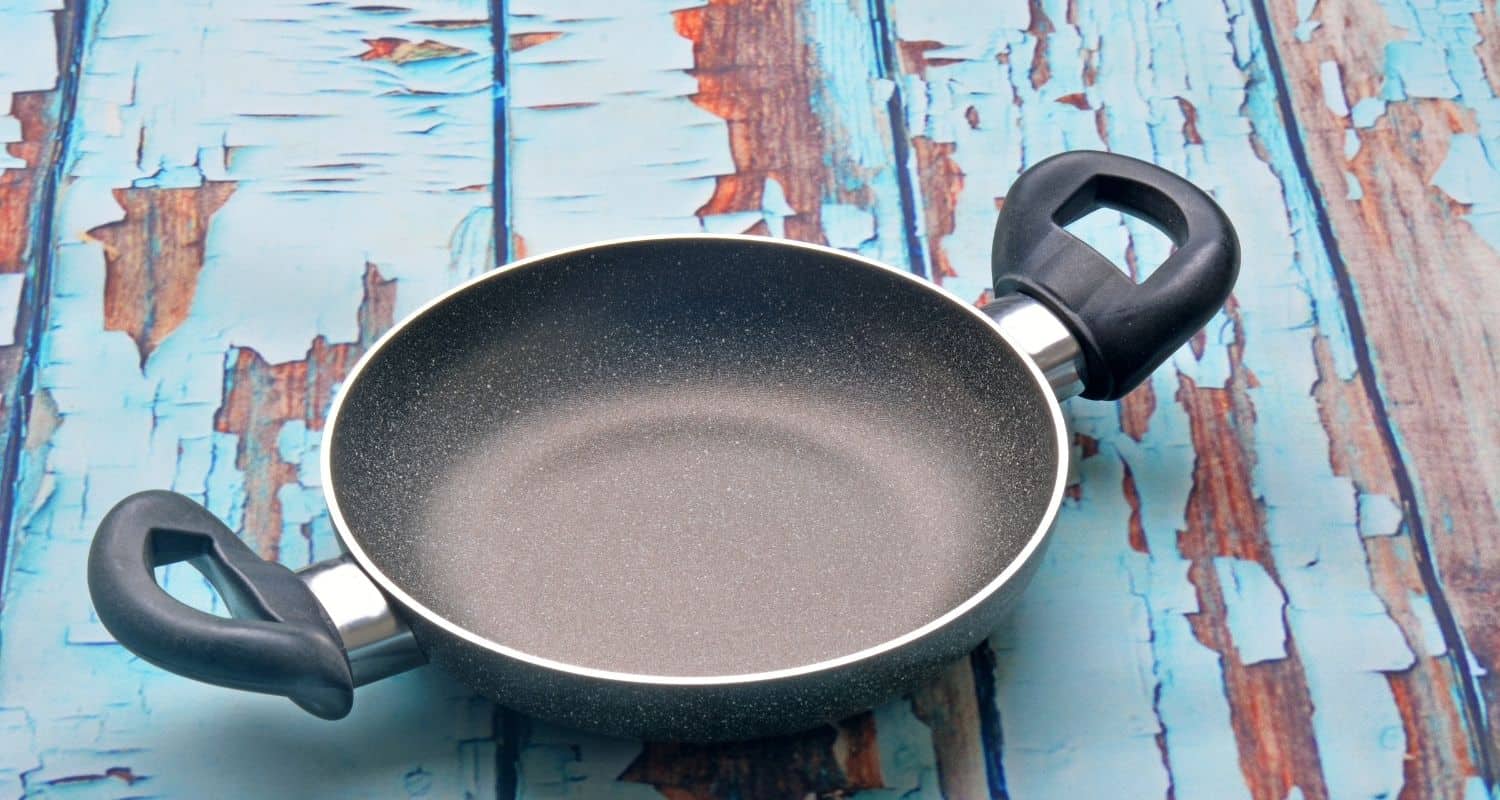 Why do frying pans bow in the middle? Frying Pro