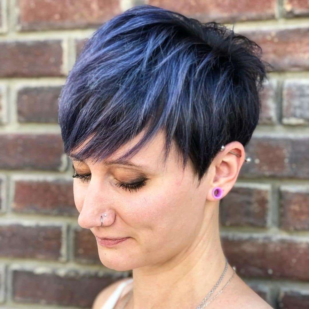 Krótkie Fryzury Wygolone Boki / Meskie Fryzury 2021