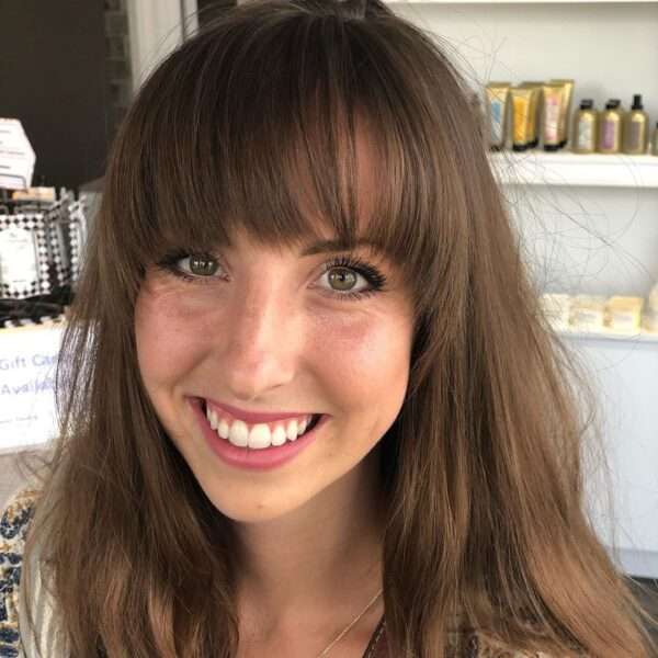 Długie włosy z grzywką 2021 (50 zdjęć) na bok i inne Długie włosy z grzywką 2021 (50 zdjęć) na bok i inne