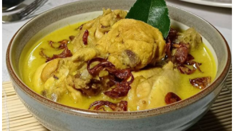 Resep Opor Ayam, Aroma Kayu Manis Salam Daun Jeruk Gugah
