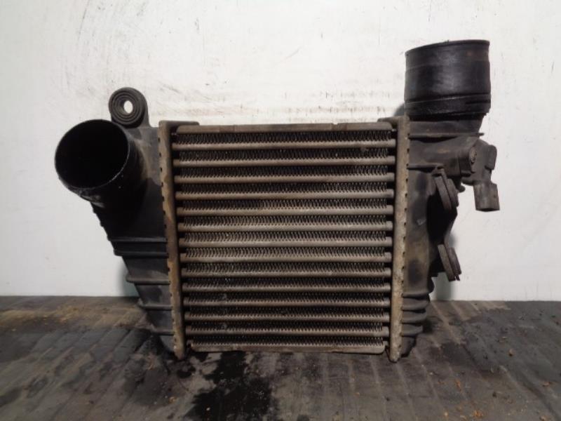 Echangeur air (Intercooler) VOLKSWAGEN GOLF IV BERLINA (1J1) 1.9 TDI Diesel occasion Opisto