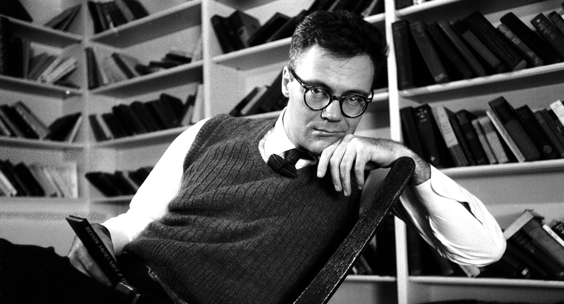FRIDAY NIGHT BOYS Dead Poets Society 18 Robert Lowell For the Union Dead