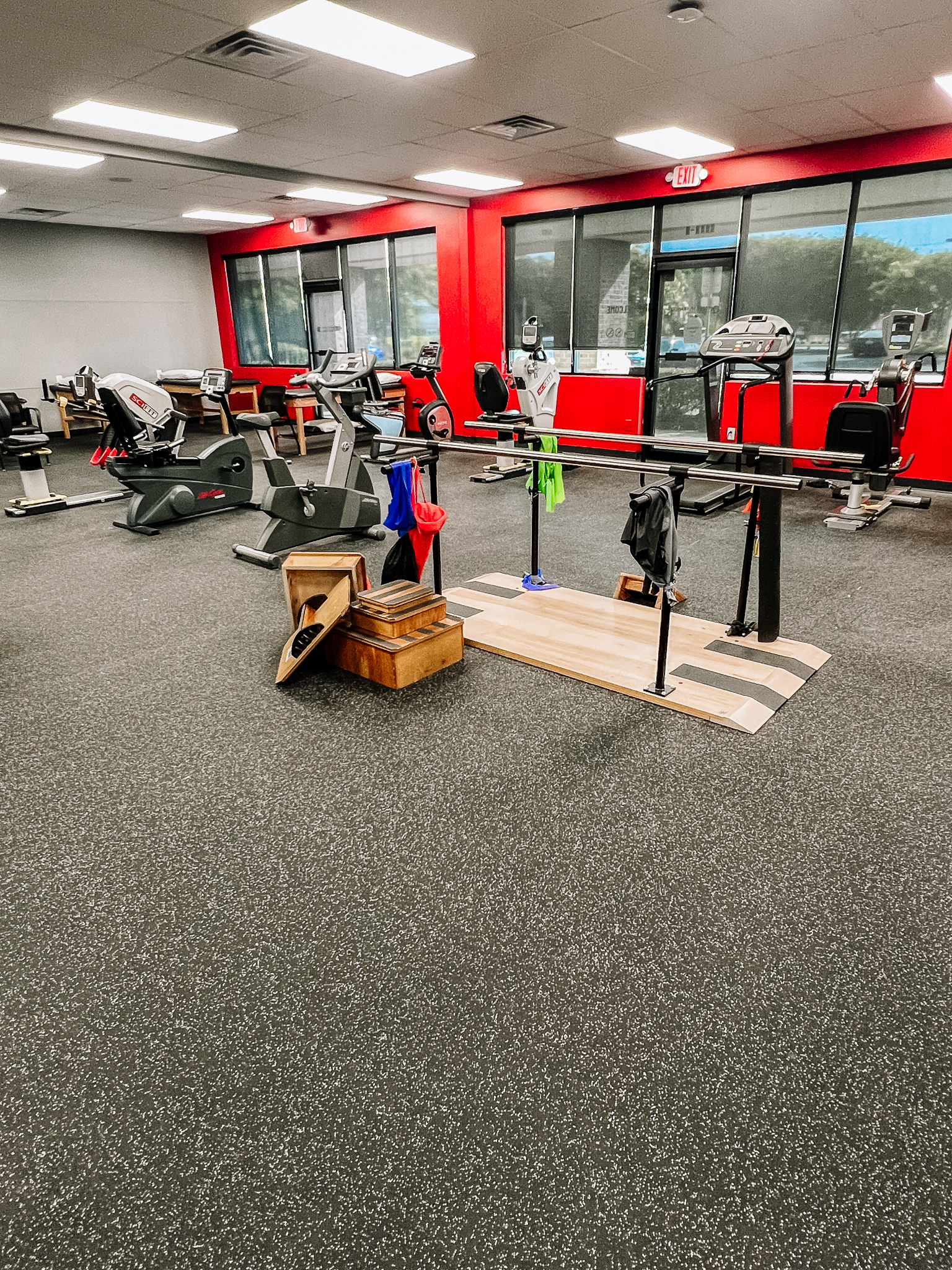 Roper St. Francis ATI Physical Therapy Flooring Services LLC