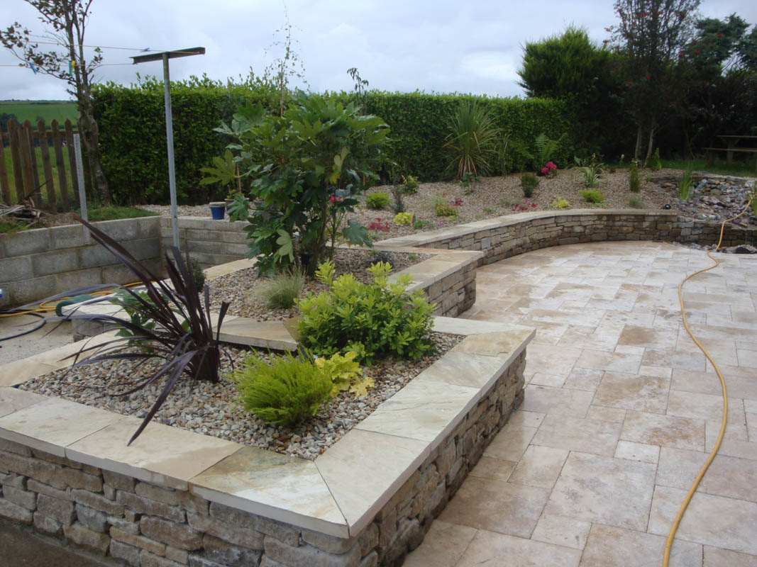 Paving Contractors, patio installation, driveway installation, brickwork.