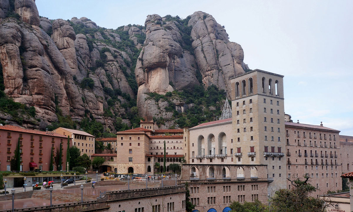 Advantages of buying property in Catalonia fsplugins