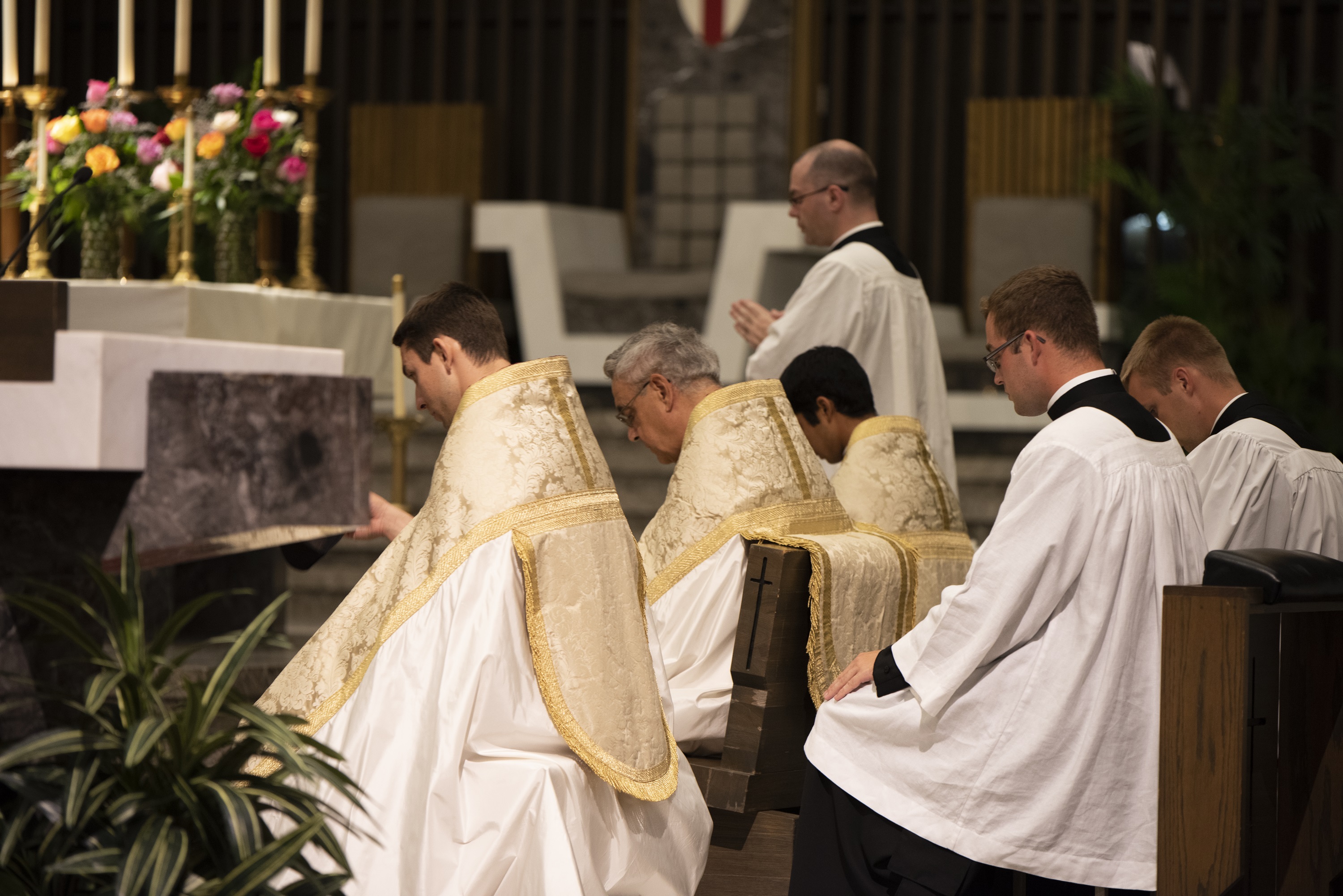 OLGS Sings Solemn Vespers at Lincoln Cathedral Priestly Fraternity of