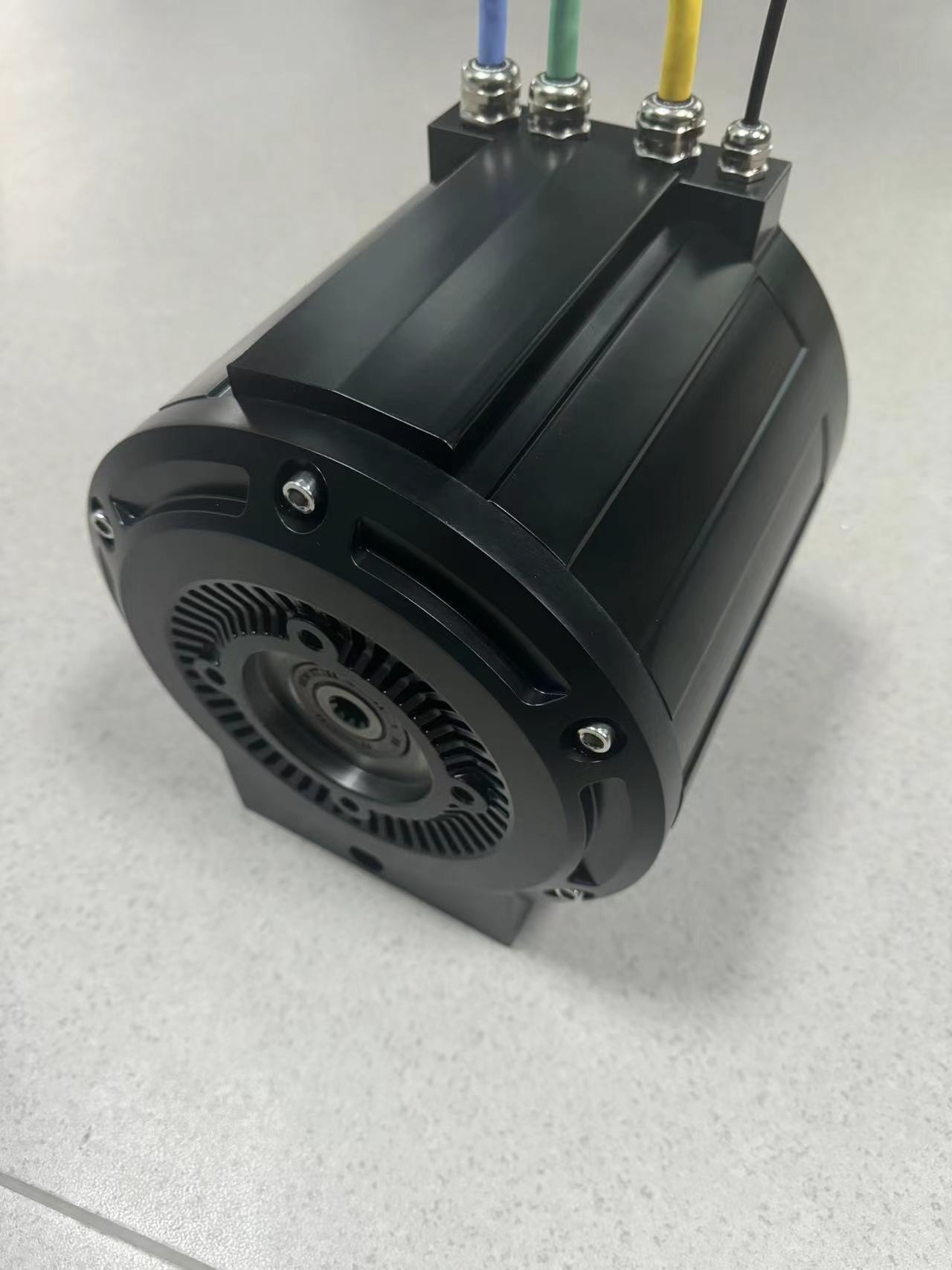 SOTION FW30 Low rpm ,High torque PMSM motor watercooling PMSM IPM