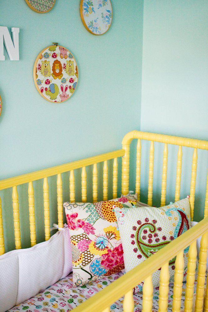 10 Easy Spray Paint Ideas for the Nursery