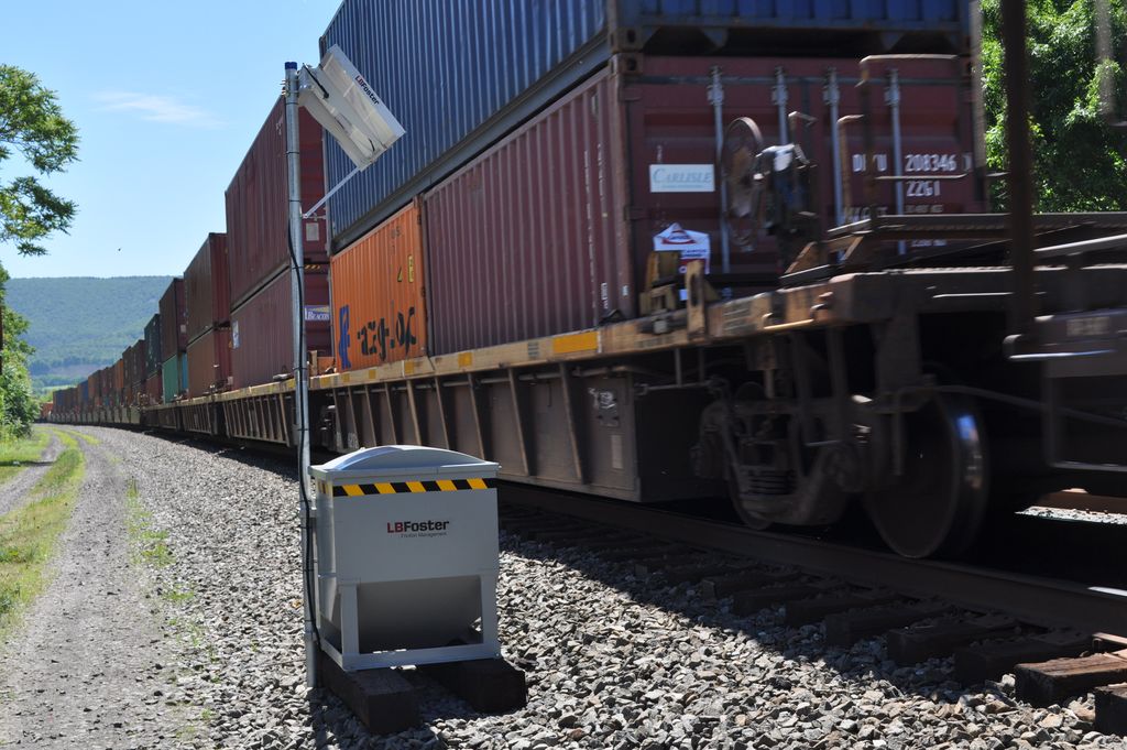 FUCHS AND L.B. FOSTER ANNOUNCE STRATEGIC PARTNERSHIP TO DEVELOP