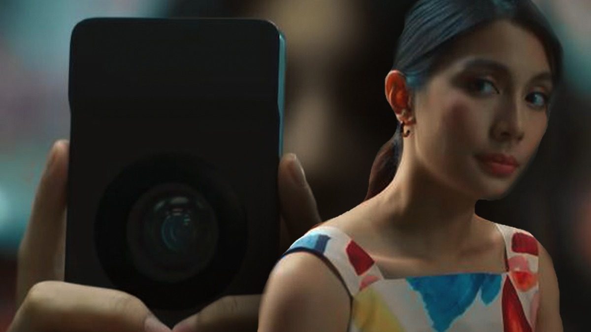 'Delete' What Does The Magic Phone Symbolize In The Netflix Thai Drama