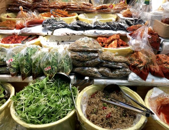 超人気 大阪 鶴橋 豊田商店が遂に進出 □当店売上No.1□自信を持っておススメ致します プリップリの肉厚チャンジャで 珍味 チャンジャ310G キムチ 韓国商品 ご飯おかわり 手軽でおいしい！韓国おかずでシンプルごはん｜豊田商店 – The Taste Of B